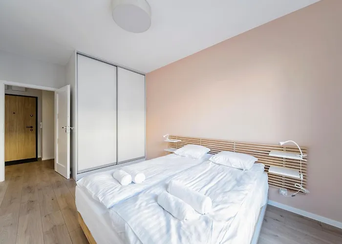 Rentplanet - Jezyce Ii Apartment Poznan